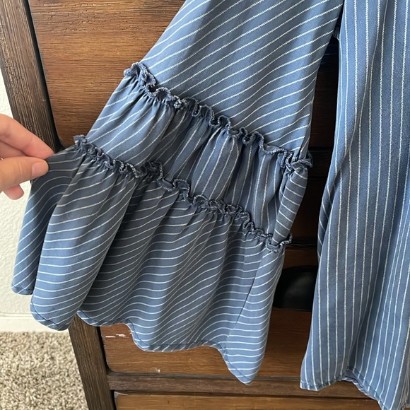 Women’s size small Express blouse. Blue with white stripes and sleeve details. - Picture 3 of 5